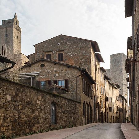 Appartamento Le Palme Con Terrazze In Centro San Gimignano Zewnętrze zdjęcie